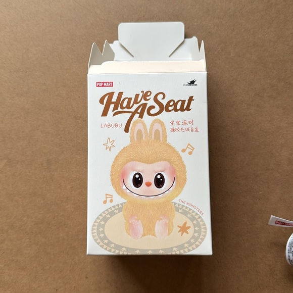 Have a Seat Labubu Zizi Plush Keychain from Pop Mart with Box and Card - Picture 7 of 10